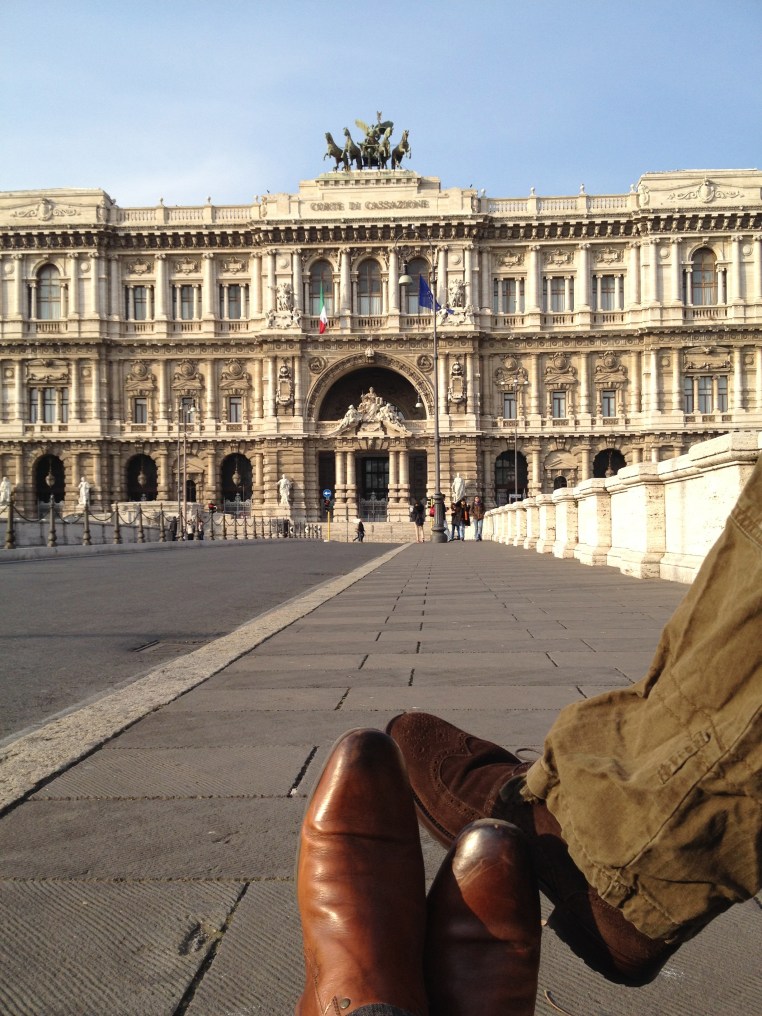 Palazo di Giustizia. Pay no attention to the third foot with the fabulous Fratelli Rossetti boot.